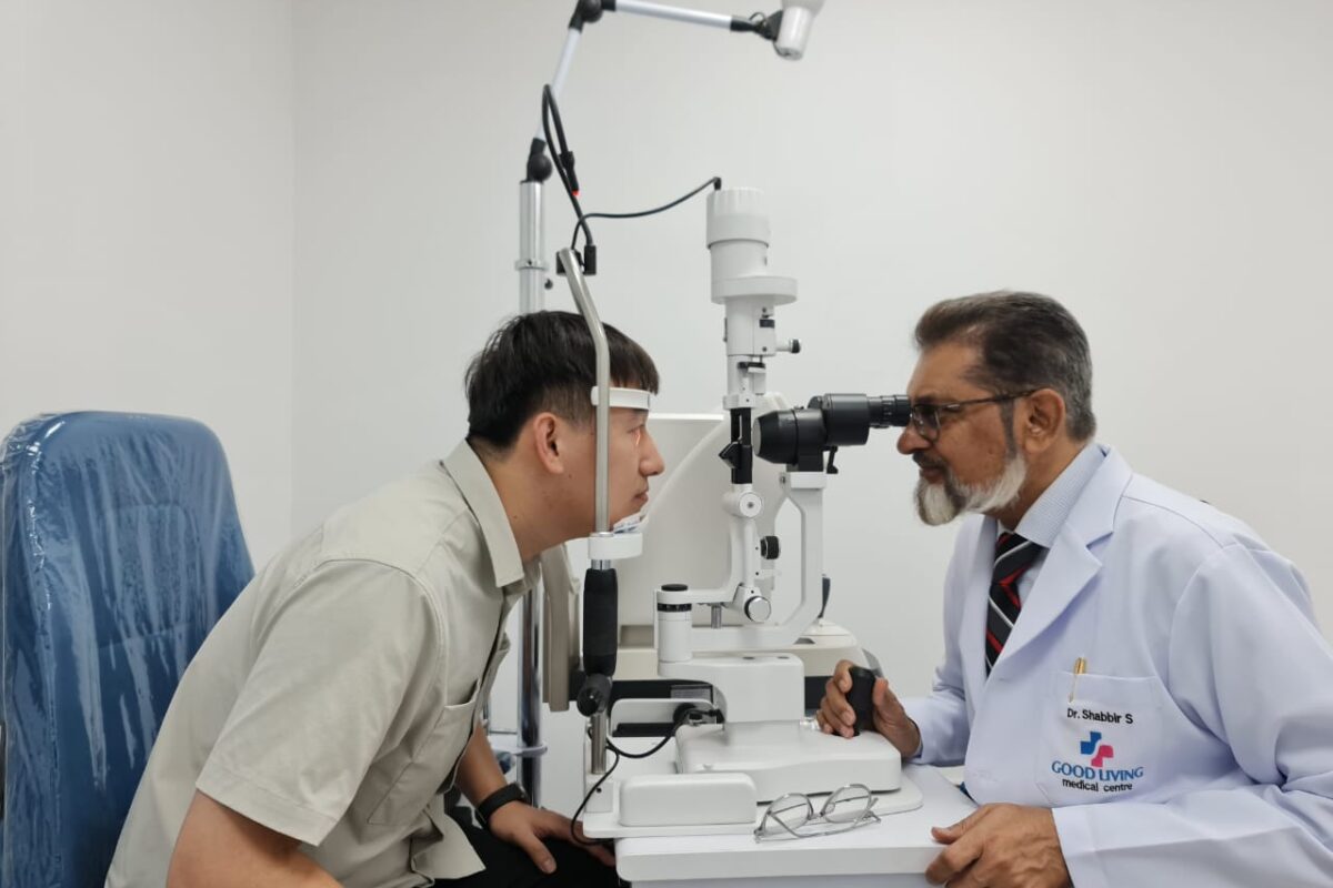 CHINESE POPULATION AND DRY EYES / OCULAR SURFACE DISEASE