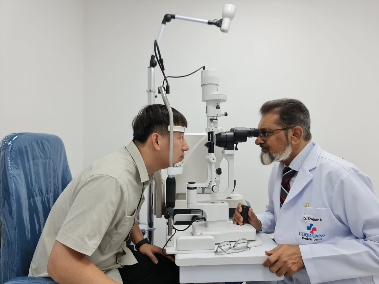 CHINESE POPULATION AND DRY EYES / OCULAR SURFACE DISEASE